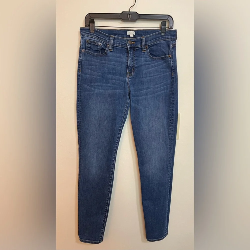 J. Crew Women’s Mid Rise Stretch Skinny Medium Wash Denim Jean Size 29/30